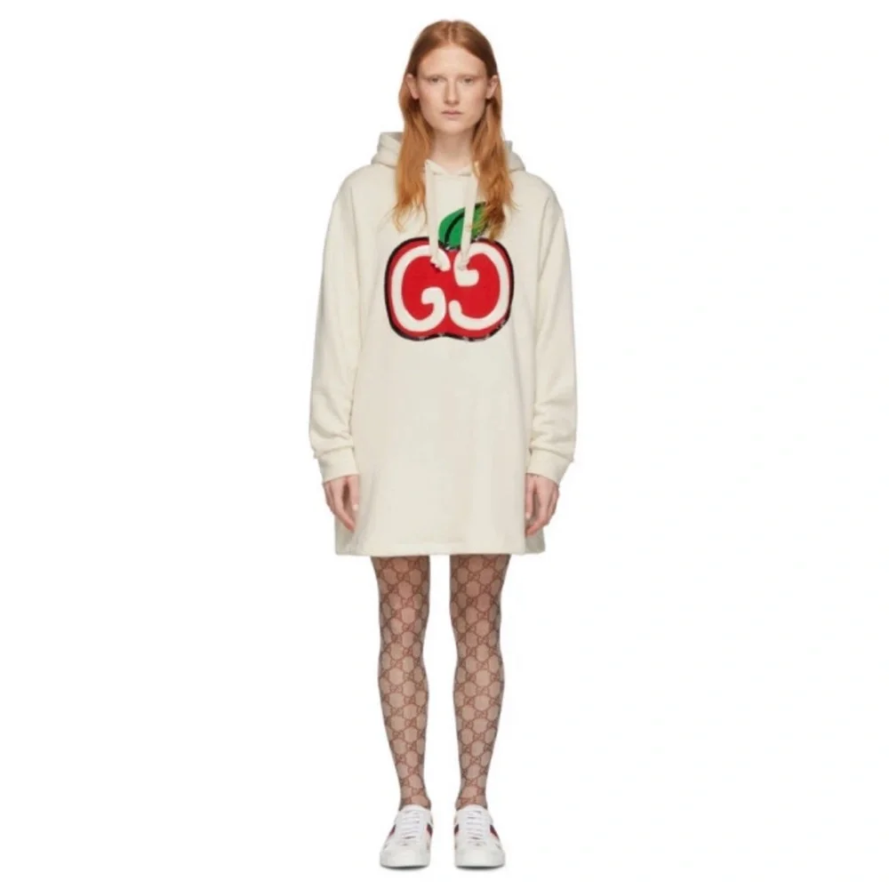 1600.00 PRE LOVED 🥰 GOOD CONDITION Gucci Off-White GG Apple Hoodie Dress SMAL - Picture 3 of 5